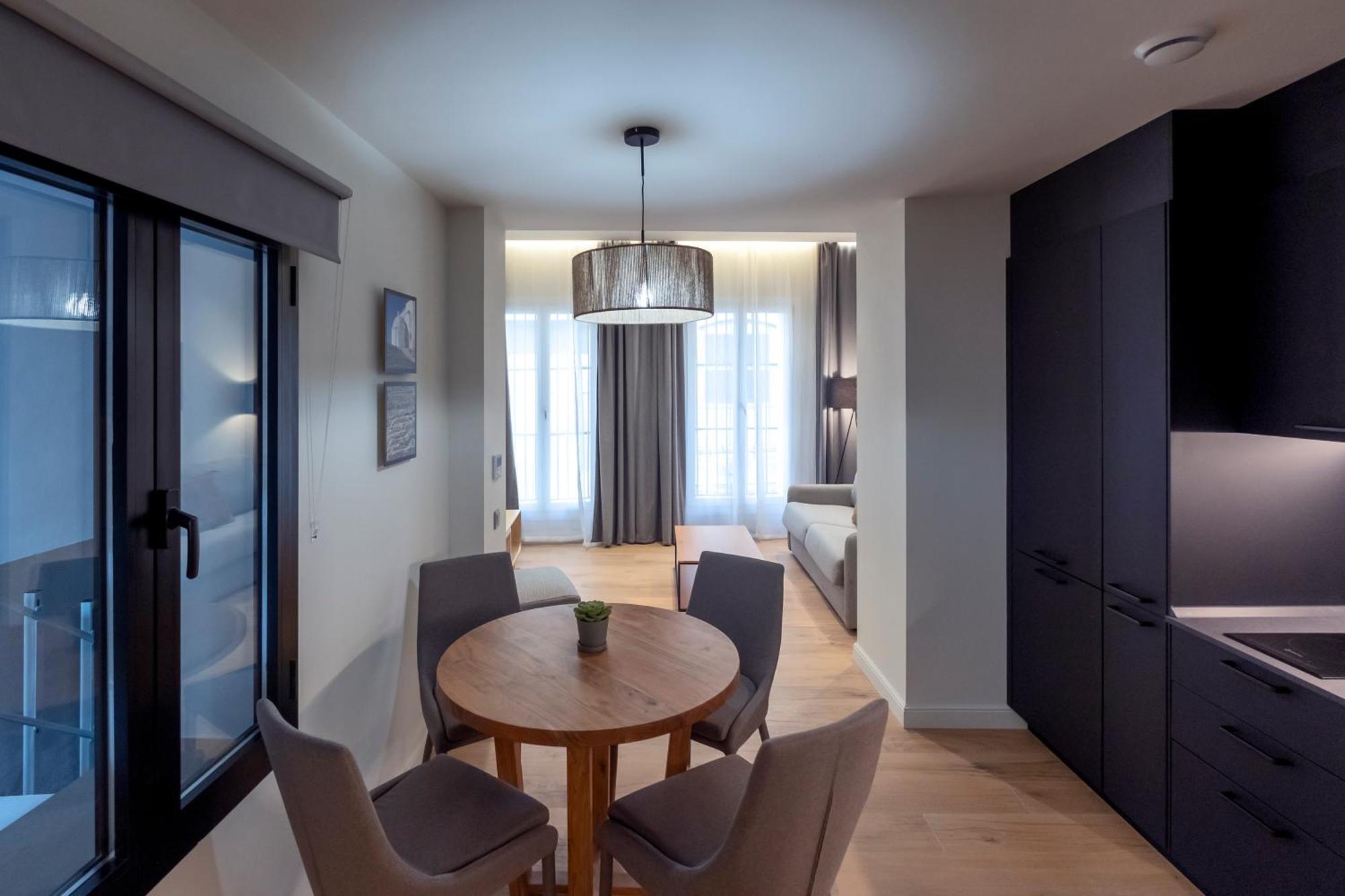 Villar Suites By Cadiz4Rentals Exterior foto
